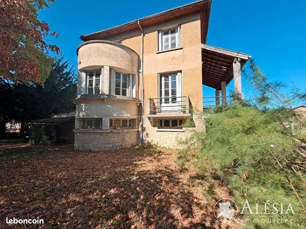 Propriété 5 pièces 84 m²