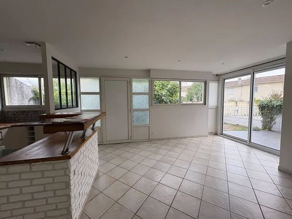 Maison de plain-pied 3 pièces 73 m²