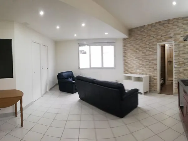 Appartement F2 Bis Plailly
