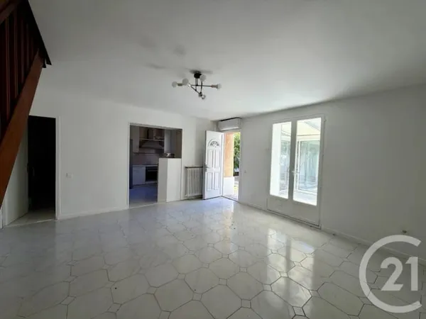 Maison 5 pièces 93 m²