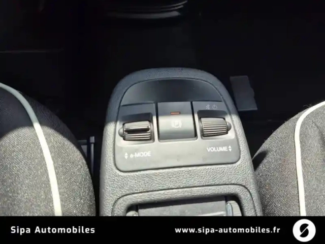 Fiat 500 3+1 e 118 ch — photo 18