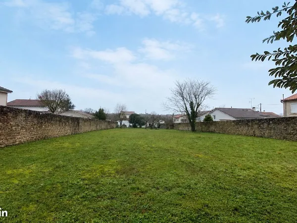Terrain 1700 m² NIORT