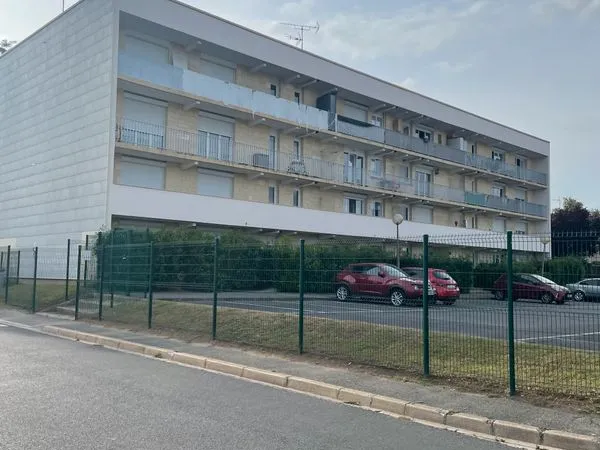 Studio meublé + parking