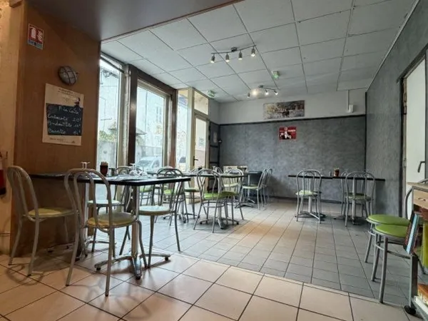 Commerce 150 m²