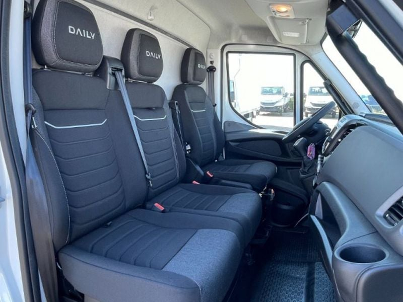 Iveco DAILY III 35S16HA8 4100 3.0 160ch Caisse Trouillet 20m³ — photo 18