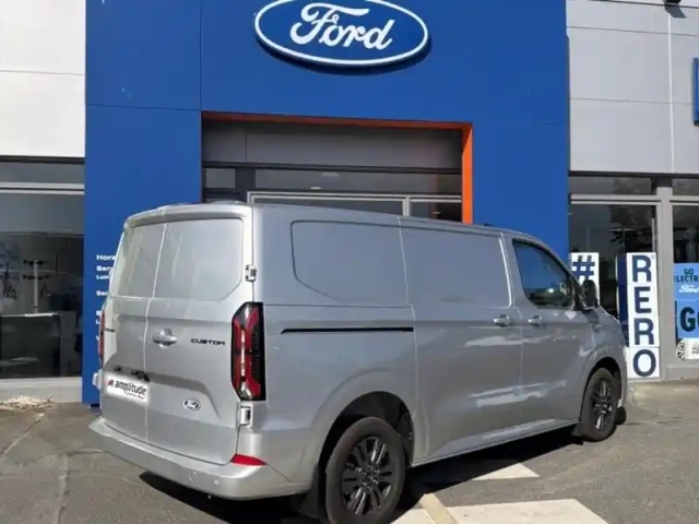 Ford Custom transit  fg 320 l1h1 2.5 duratec 232ch hybride rechargeable limited cvt — photo 5