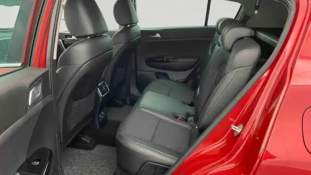 Kia Sportage 1.6 crdi 136ch mhev dct7 4x2 — photo 15