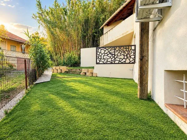 T3 avec jardin privatif 49 m² + terrasse, rénové, DPE C, Manosque