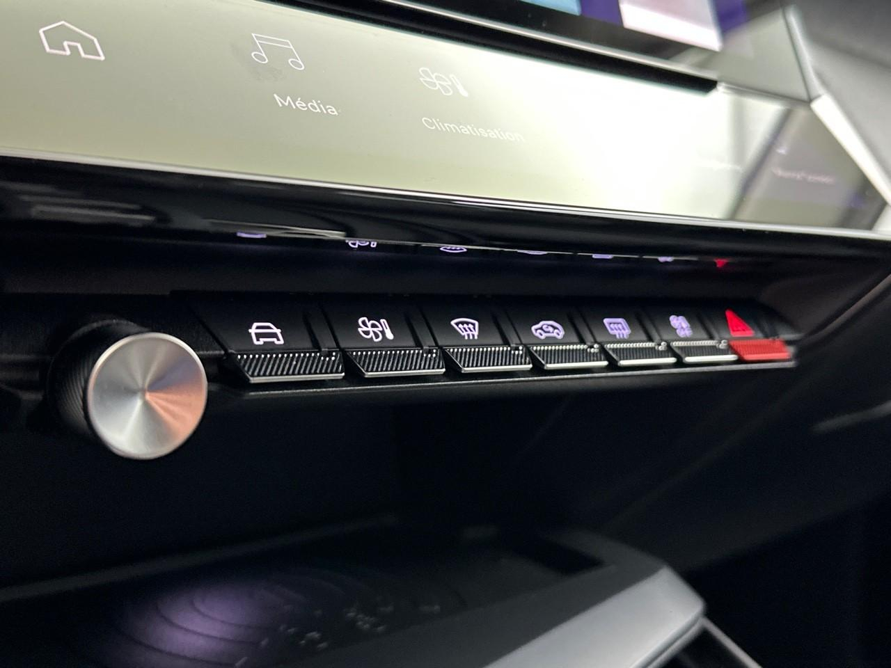 Peugeot 308 sw phev 180 e-eat8 allure pack — photo 27