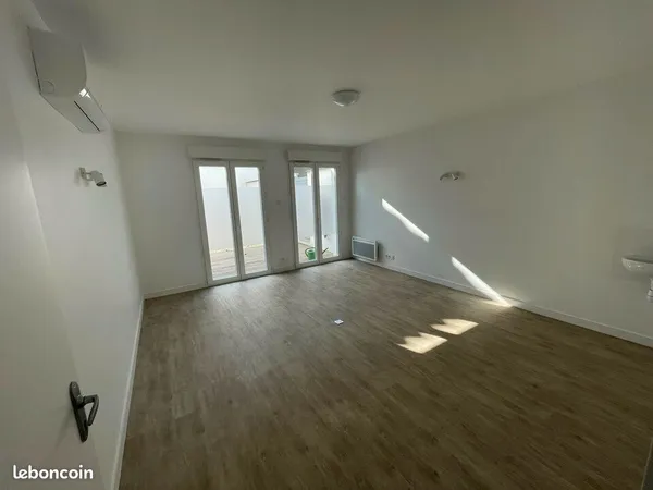 BUREAUX 75 m² RIVEDOUX PLAGE