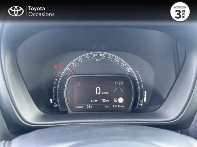 Toyota Aygo X 1.0 vvt-i 72ch design my24 — photo 14