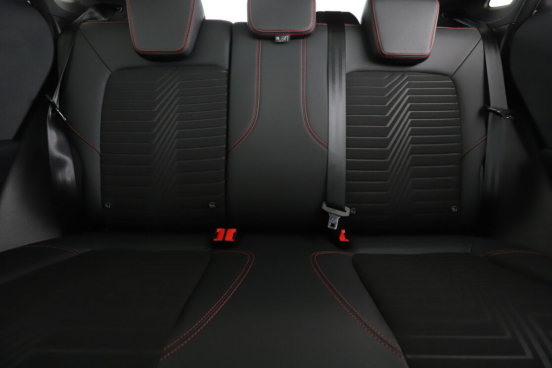 Ford Puma 1.0 EcoBoost Hybrid mHEV ST Line X PowerShift — photo 14