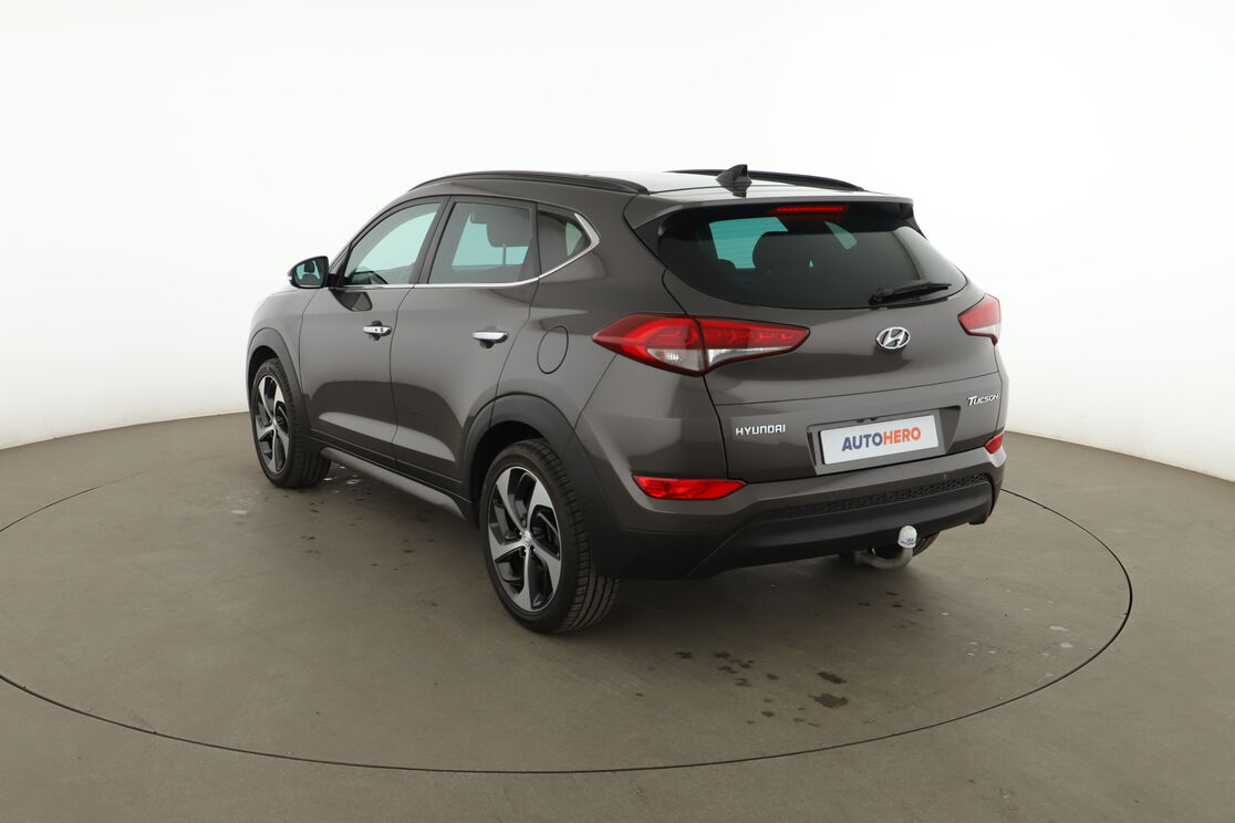 Hyundai Tucson 1.7 CRDi Executive DCT-7 — photo 3