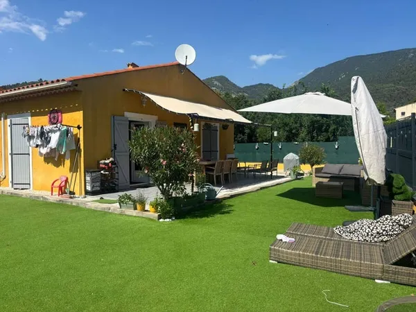 Maison de plain-pied 3 pièces 65 m²