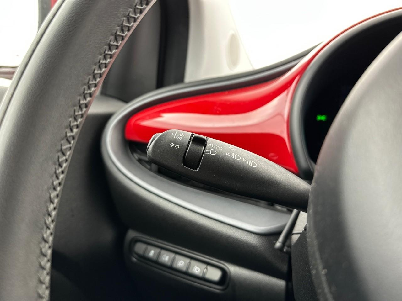 Fiat 500 c e 95 ch (red) — photo 20