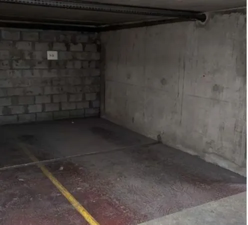 Parking sous-sol sécurisé champfleuri