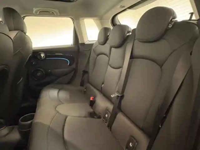 Mini Mini 5 portes cooper 136ch edition premium plus bva7 — photo 14