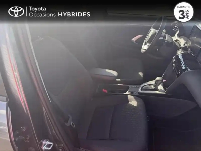 Toyota Yaris cross 116h dynamic my25 — photo 6