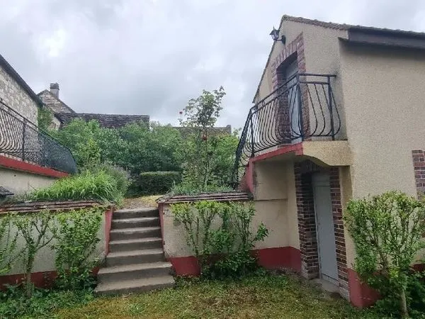 Bien immobilier de rendement Vente Pont-sur-Yonne 7p 151m² 209000€