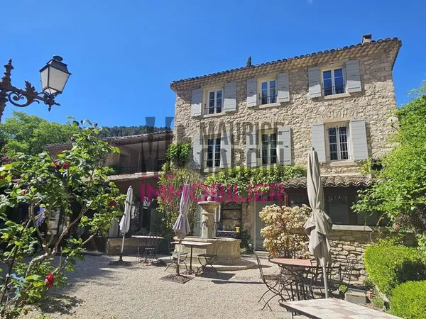 Mas 6 pièces 310 m²