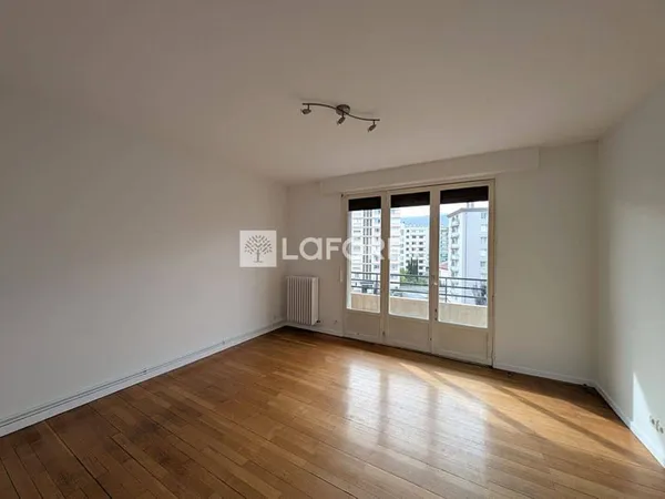 Appartement 2 pièces 57 m²