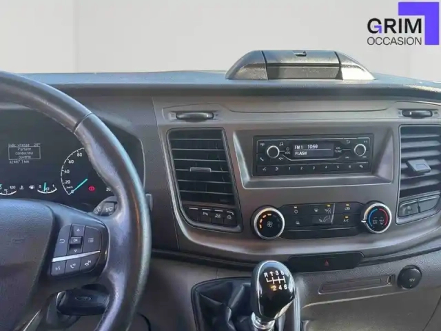 Ford Transit custom fourgon 300 l2h1 2.0 ecoblue 130 — photo 5