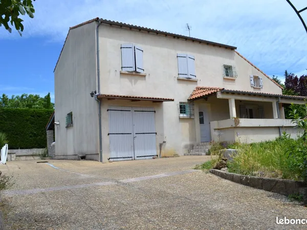 Maison 200m² avec piscine