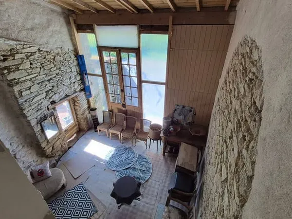 Loft 7 pièces 200 m²