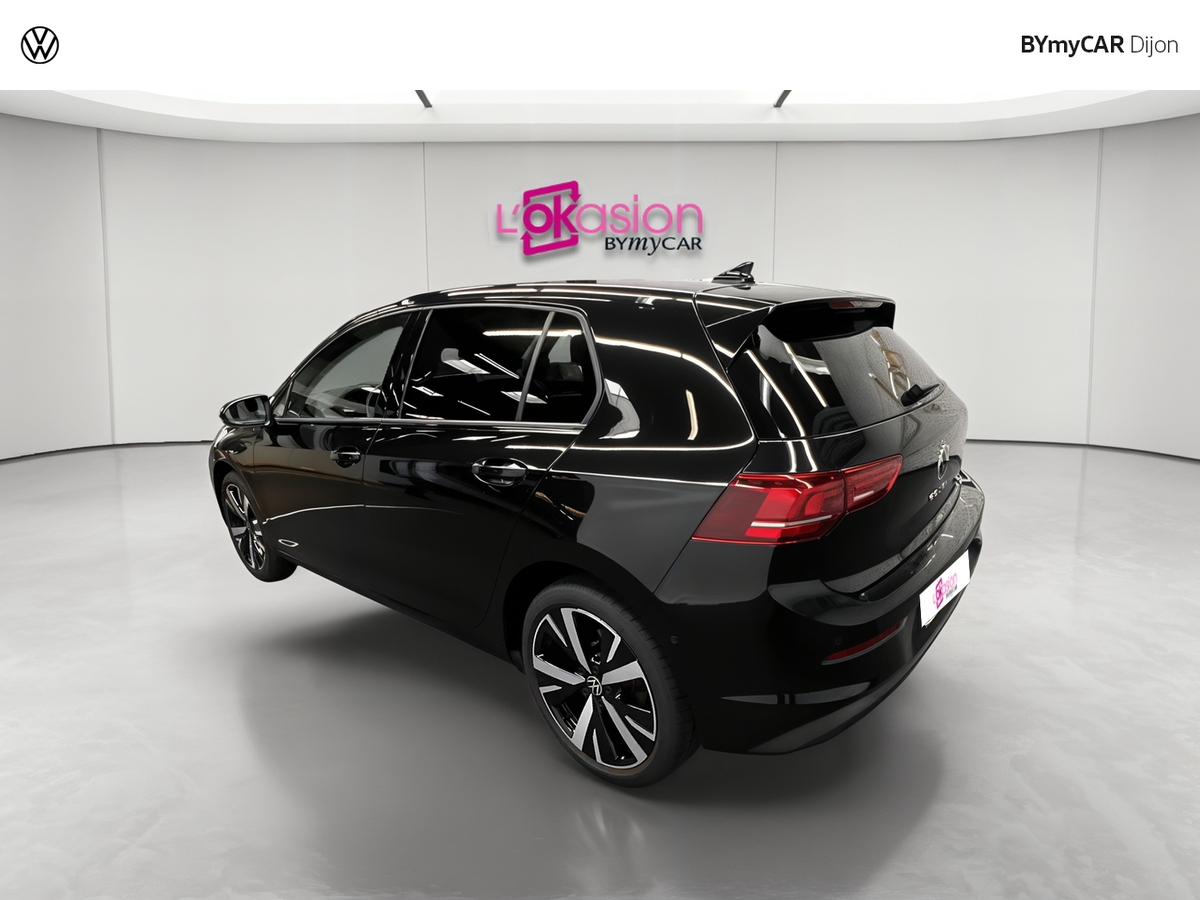 Volkswagen Golf 1.5 eTSI EVO2 116 DSG7 — photo 3