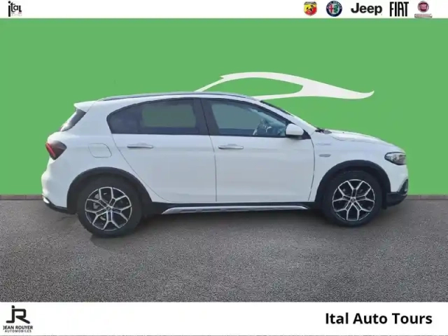 Fiat Tipo cross 1.6 multijet 130ch s/s plus my22 — photo 19