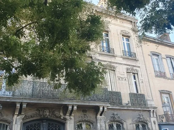 Bureau dans appartement Haussmannien