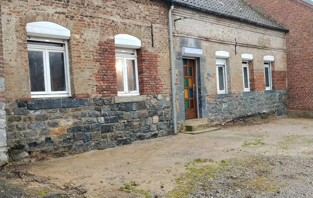 Photo 1