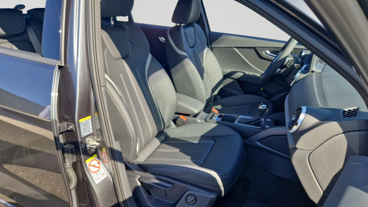 Audi Q2 35 TFSI 150 S tronic 7 — photo 22