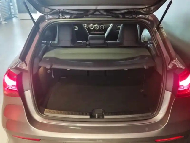 Mercedes Classe A 180 d amg line — photo 27