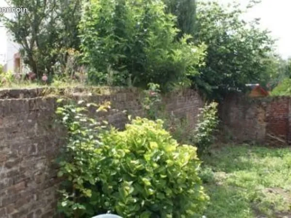 SAINT LEU CITADELLE STUDIOS MEUBLES A LOUER