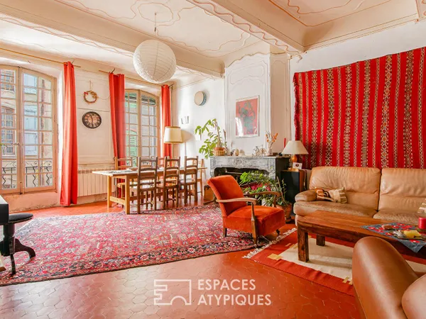 La maison de village et son joli jardin au pays des lavandes