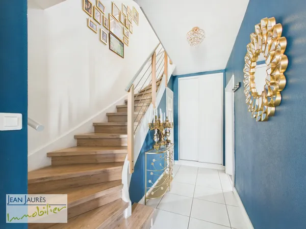 Jolie maison de ville avec jardin sans vis à vis
