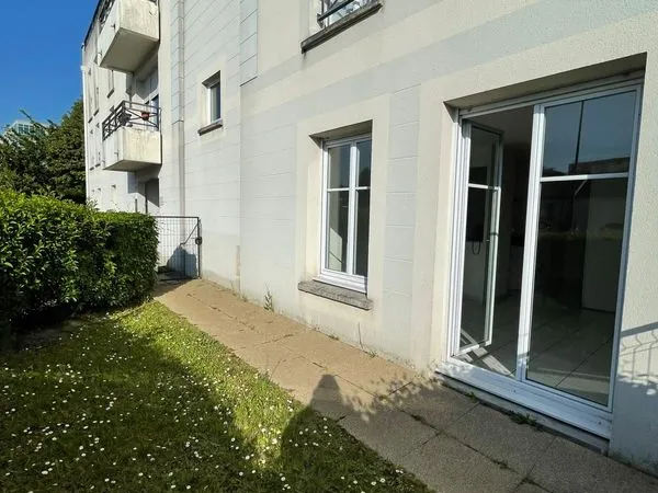 Studio lumineux 31 m² avec jardin privatif - Rte Sainte Luce