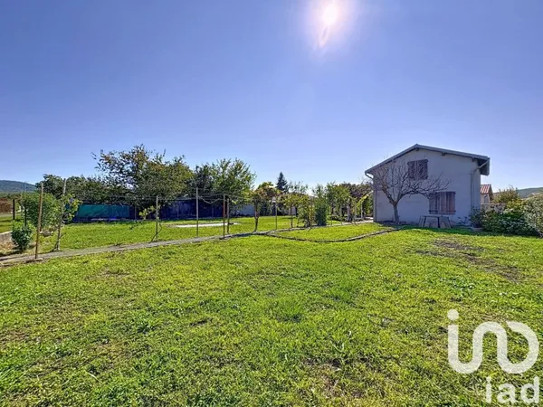 Terrain 981 m²