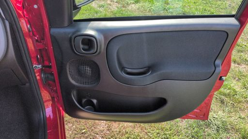 Fiat Panda 1.0 BSG Hybrid 65 - Icone – 2026 – 30 km – Hybride essence – Boîte Manuelle — photo 28