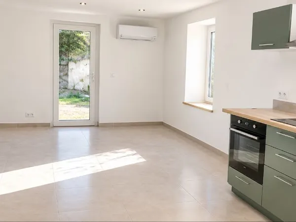 ❤️ Appartement entièrement rénové de 70m² à proximité du centre ville