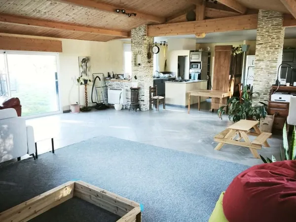 Maison 5 pièces 200 m²