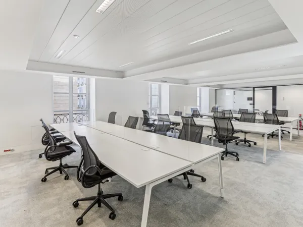 Local professionnel 312 m²