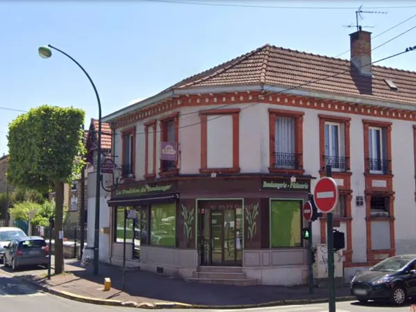 Local commercial 400 m²
