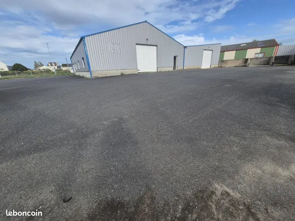Local 450 m² Guissény