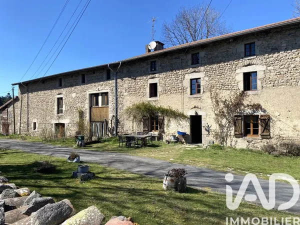 Maison 12 pièces 330 m²