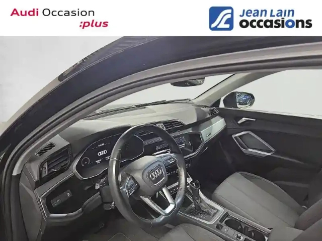 Audi Q3 35 tdi 150 ch s tronic 7 — photo 11