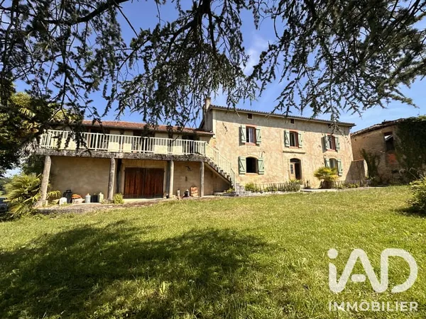 Maison 8 pièces 123 m²