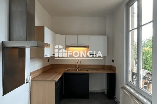 Appartement 5 pièces 74 m²