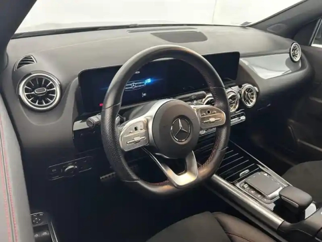 Mercedes Gla 200 7g-dct amg line 5p — photo 10